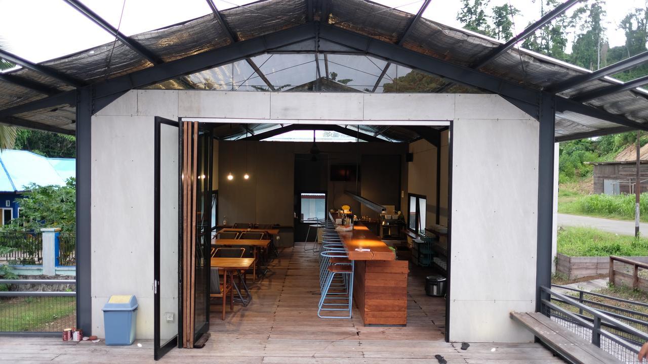 Kakatua Hostel Tapokreng Екстериор снимка